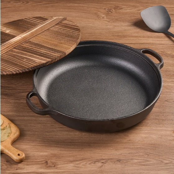WANGYUANJI 11" Cast Iron Wok with Dual Handles & Wooden Lid – Uncoated Stir-Fry Pan for Gas & Induction, Includes Steel Wire Scrubber